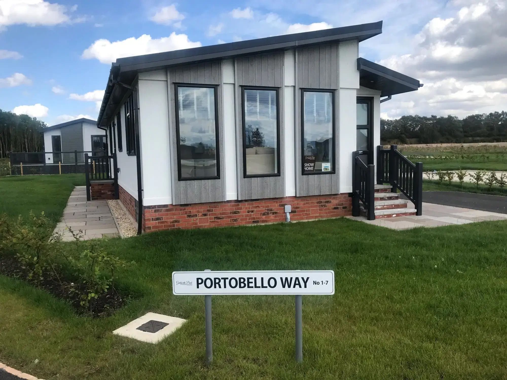 A home ready for new owners on Portobello Way, Gateforth Park
